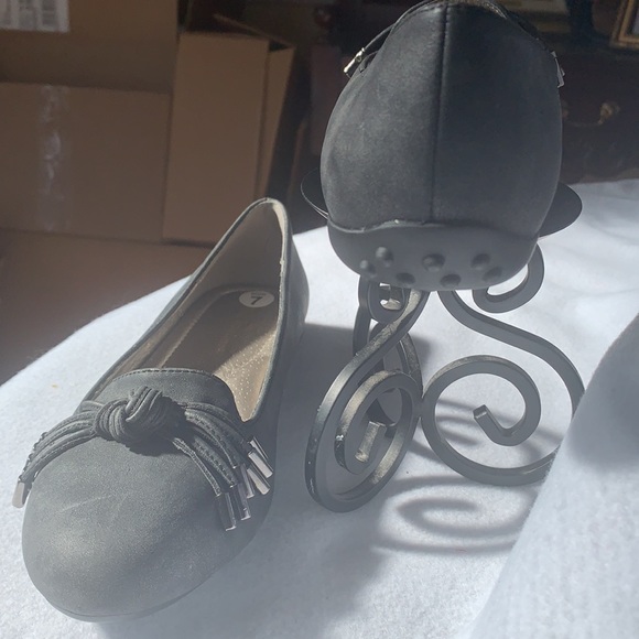 *Comfort View Charcoal Flats with tassels SZ.7 - Picture 3 of 8